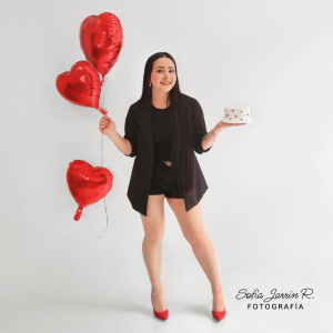 Lee más sobre el artículo Por tu cumpleaños contrata una sesión fotográfica profesional en estudio (para todas las edades)